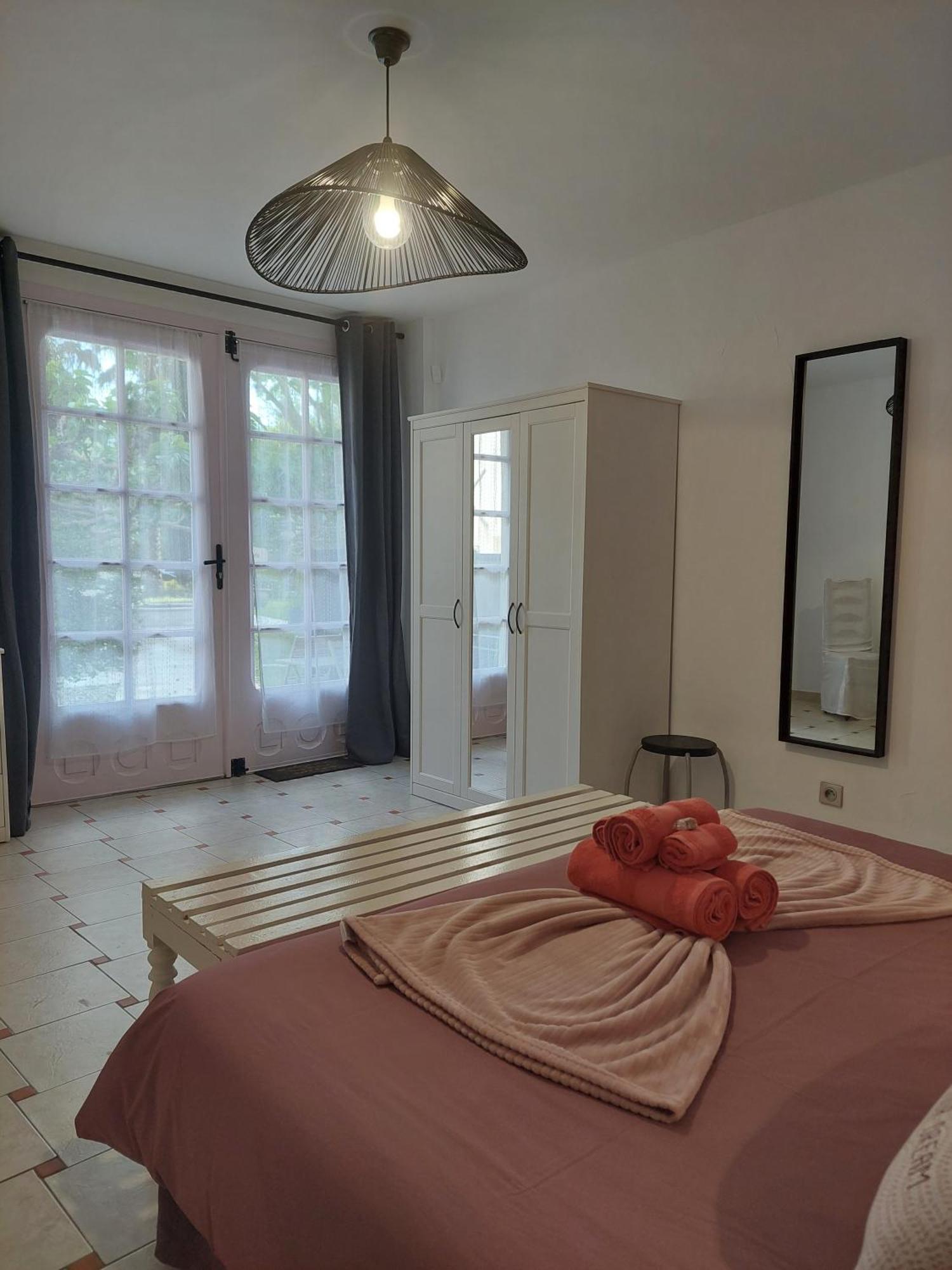 르 토르 Mas Des Cigognes B&B 외부 사진